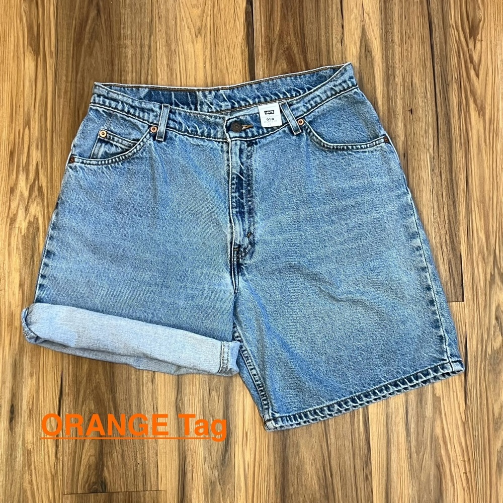 Levi’s Rare Vintage Orange Tag 100% Cotton 950 Relaxed Fit Jean Short -32 waist